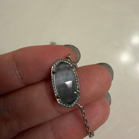 Kendra Scott Elisa Necklace - Picture 3 of 5